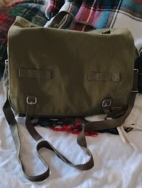 Military Canvas Messenger Bag in Olive Green - Sniper Brand